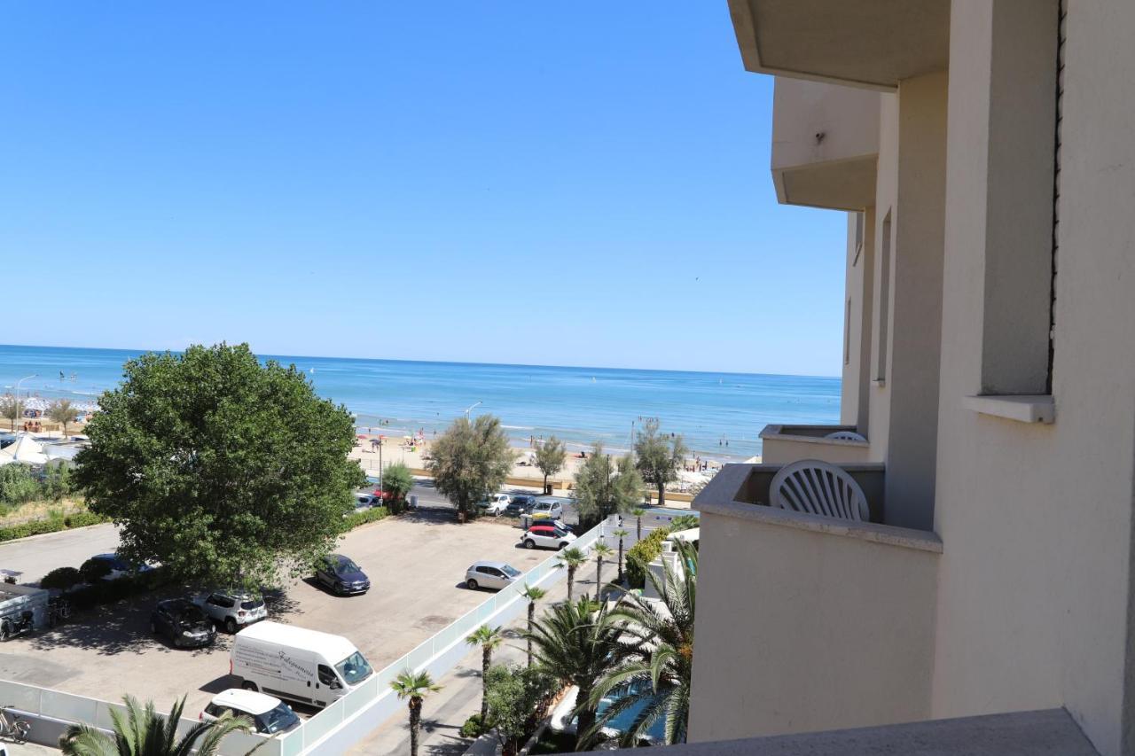 Hotel Metropol Senigallia Kültér fotó