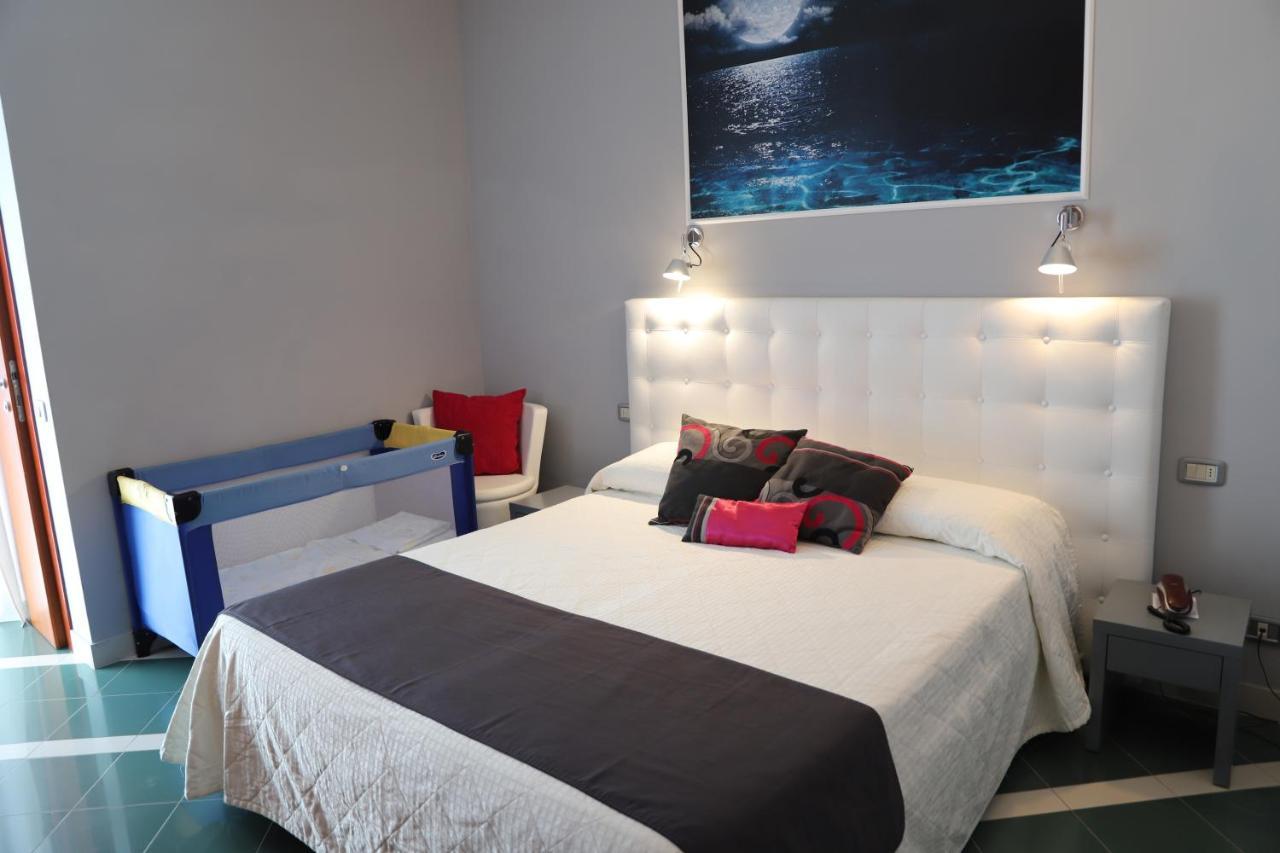 Hotel Metropol Senigallia Kültér fotó