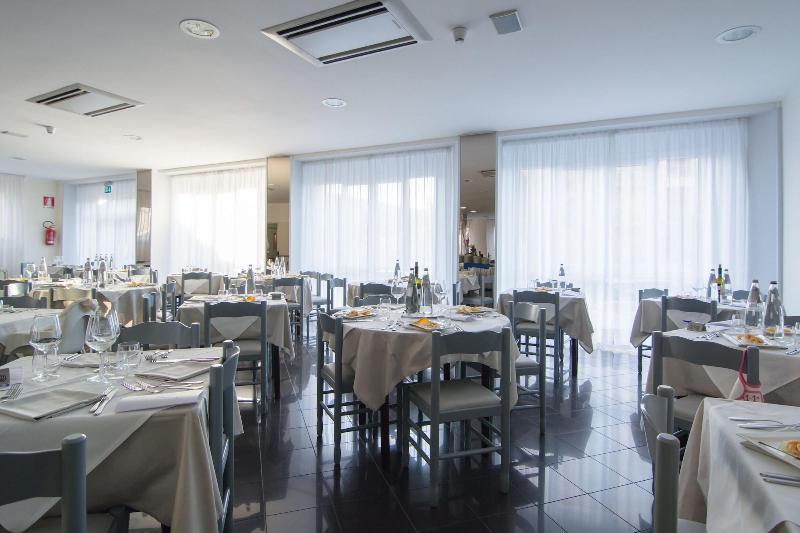 Hotel Metropol Senigallia Kültér fotó