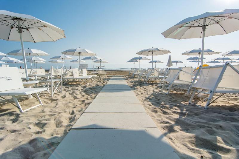 Hotel Metropol Senigallia Kültér fotó