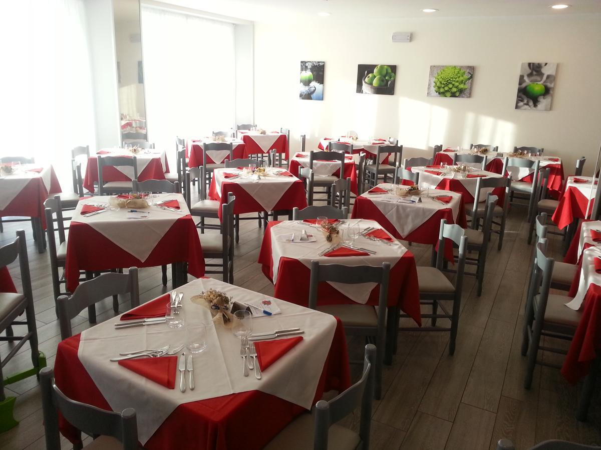 Hotel Metropol Senigallia Kültér fotó