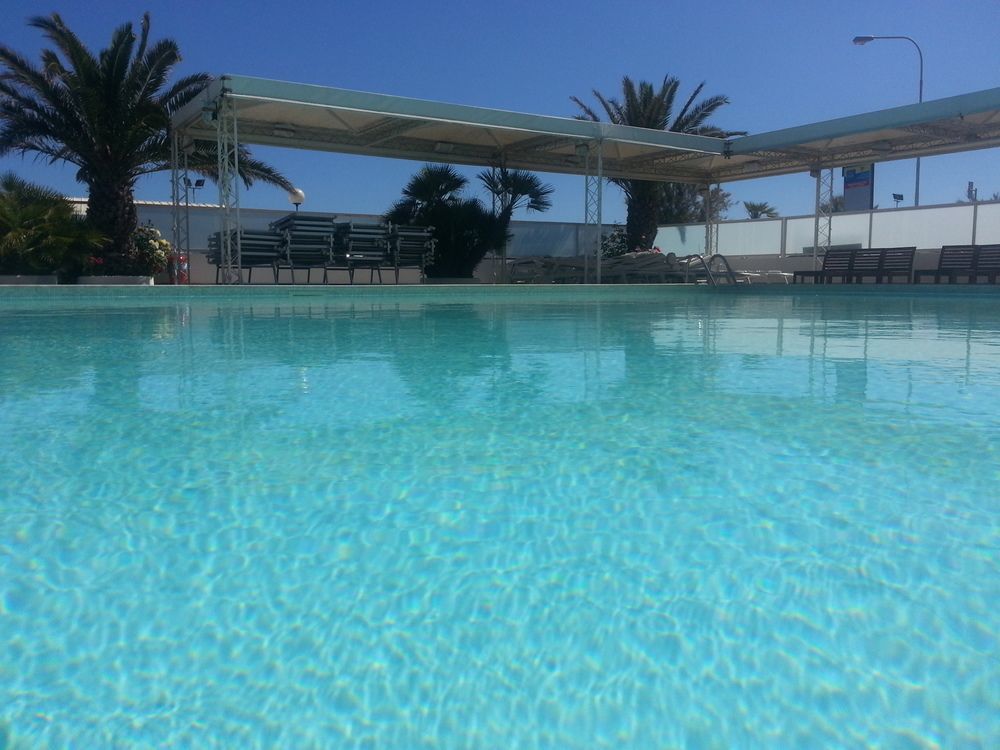 Hotel Metropol Senigallia Kültér fotó