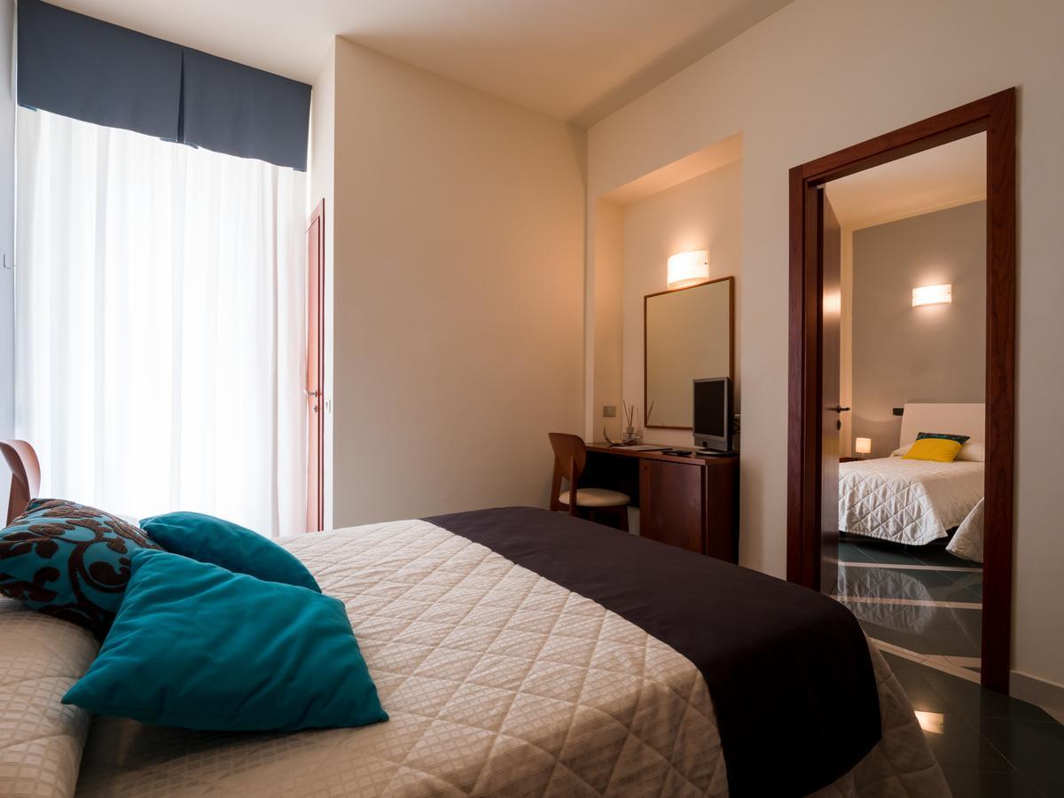 Hotel Metropol Senigallia Kültér fotó